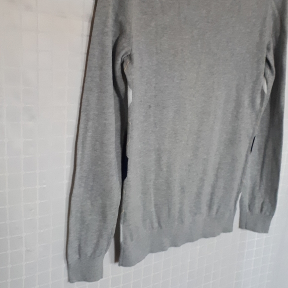 Tommy Hilfiger Long Sleeve Sweater - Picture 7 of 8